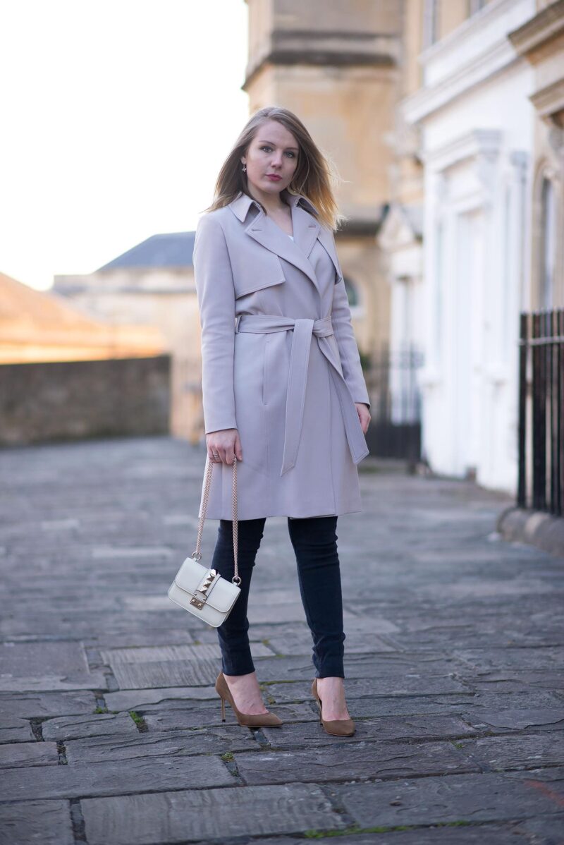 The Classic Trench Coat Will Always Be Cool – FORD LA FEMME