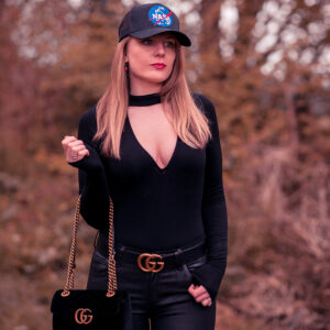 Watch: 7 Different Ways to Wear a Gucci Marmont - Infinite Blog by