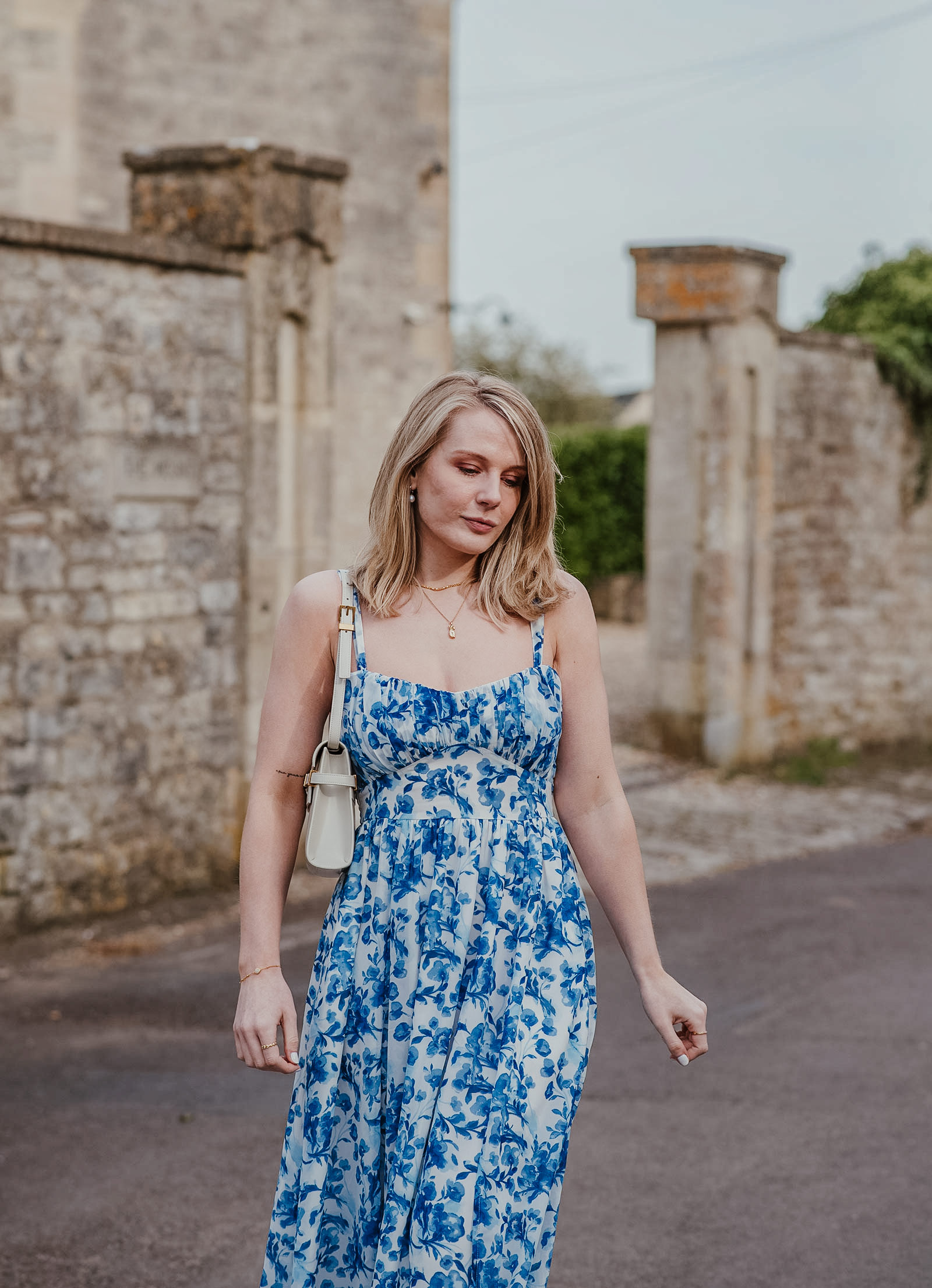 Blue Floral Midi Dress Outfit – Summer Dress Inspiration – FORD LA