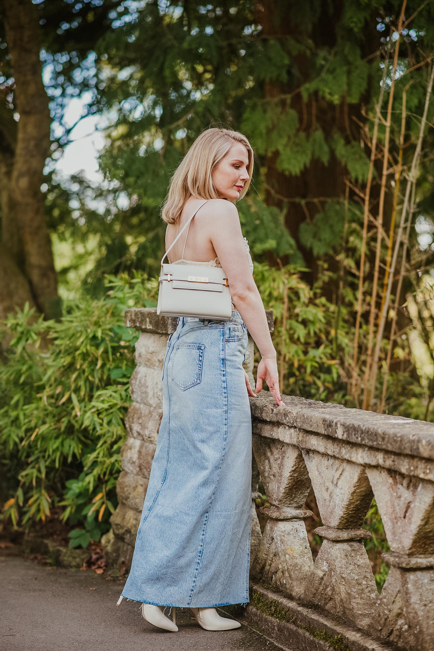 I'm Calling It—This Specific Skirt Is a Serious Trend | Denim skirt outfits,  Denim skirt trend, Denim maxi skirt